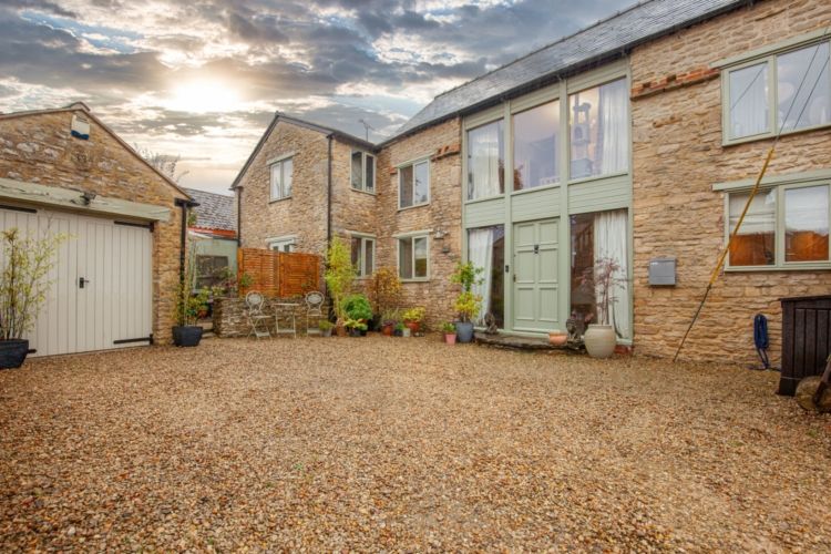 Property photo 1 of 11 264996-Std