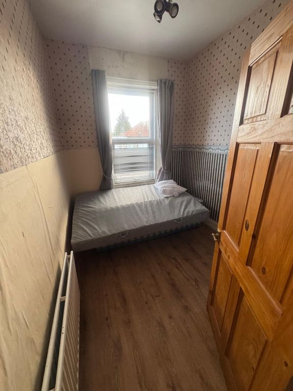 Property photo 1 of 4