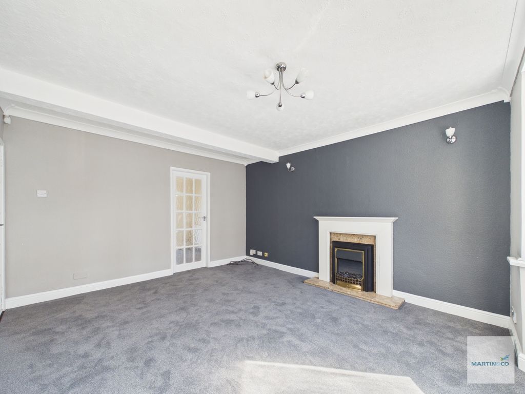 Property photo 3 of 16 Cam03394G0-Pr0526-Still004