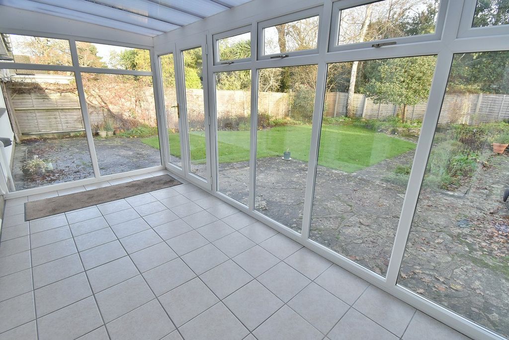 Property photo 2 of 21