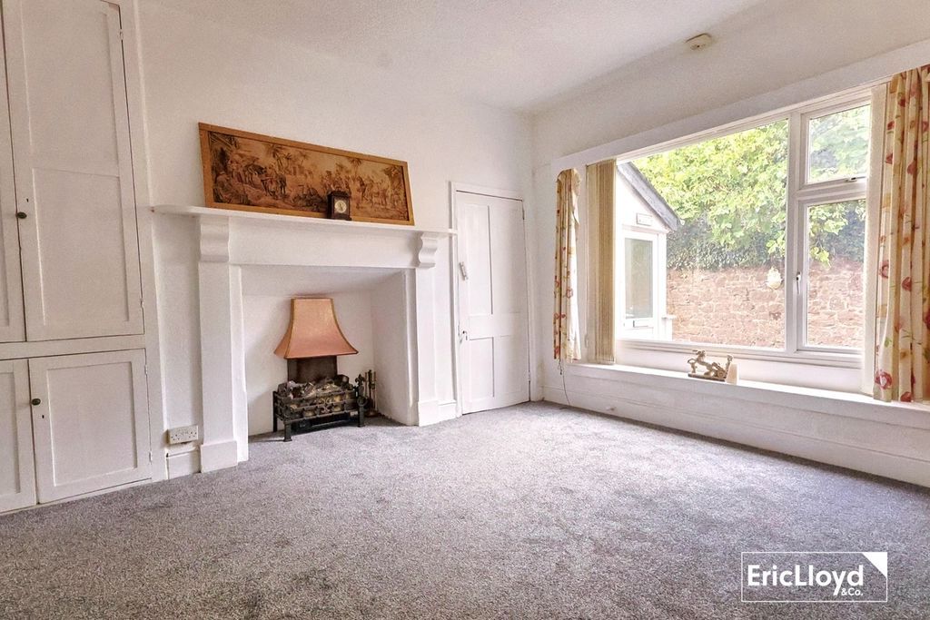 Property photo 3 of 32 Photo 21