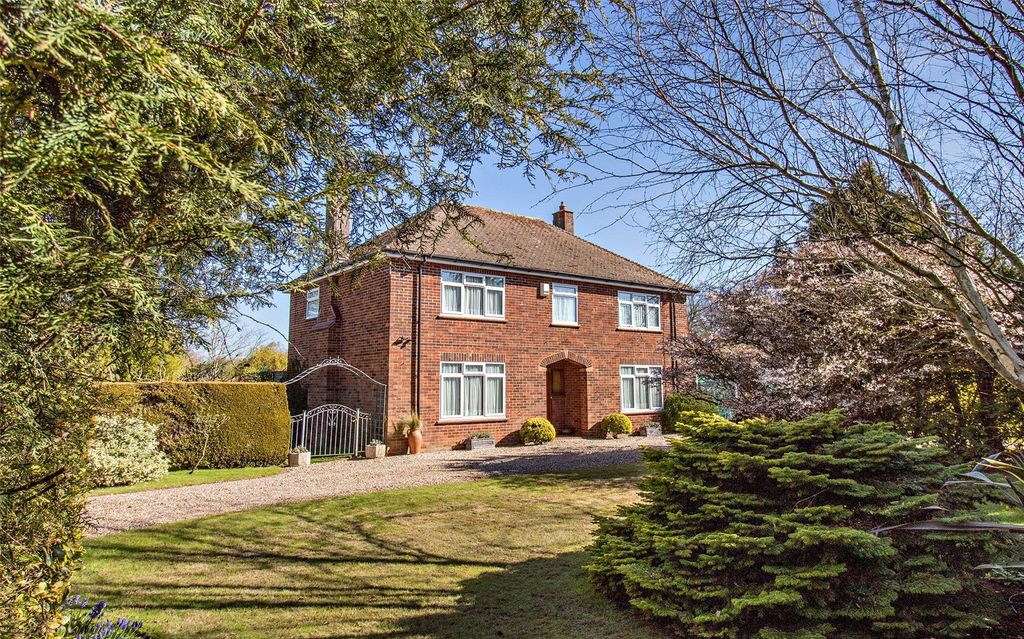 Property photo 1 of 14 Conifers
