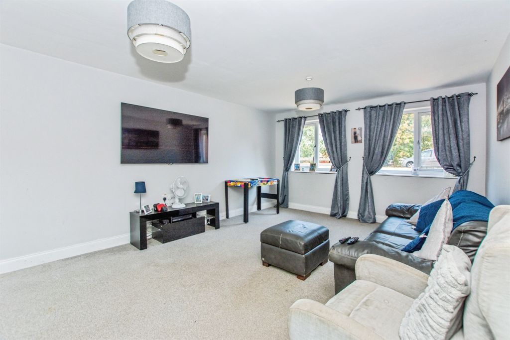 Property photo 3 of 20