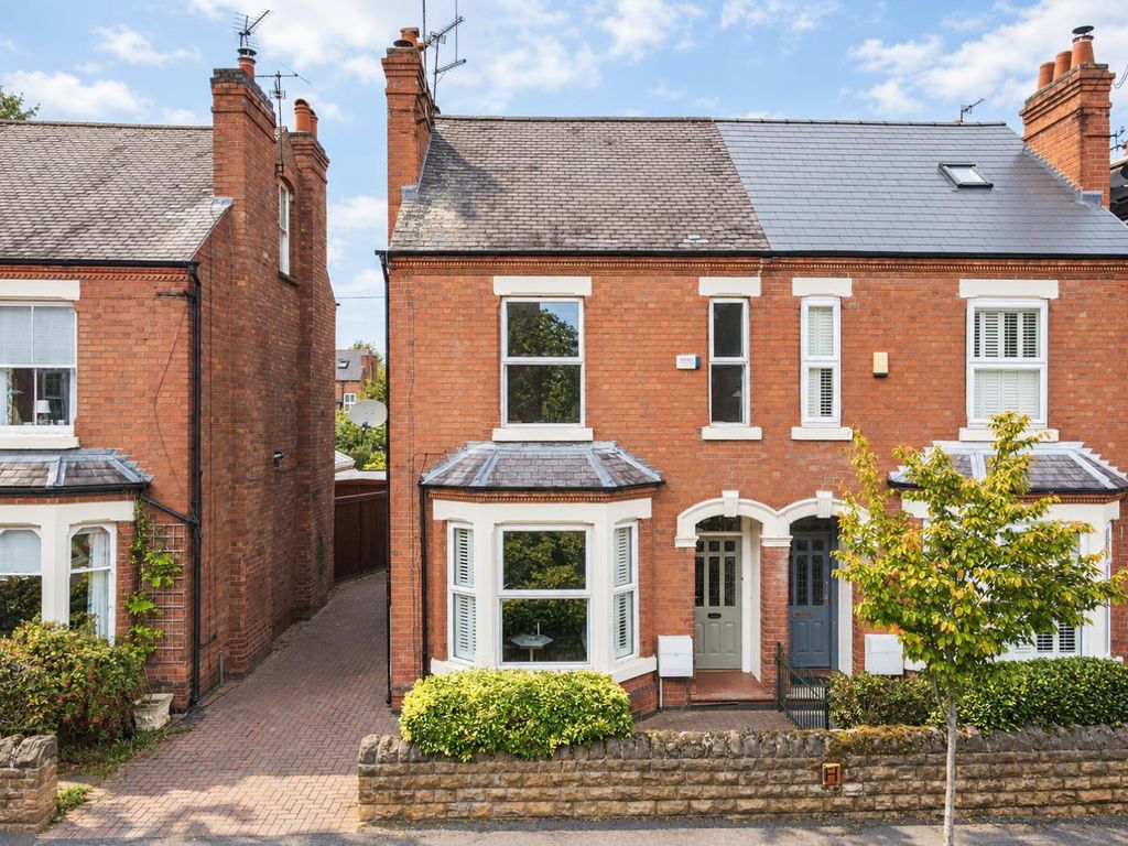 Property photo 1 of 31 75A6E295-6Dd9-4F3E-B7d7-Ea132389215A.Png