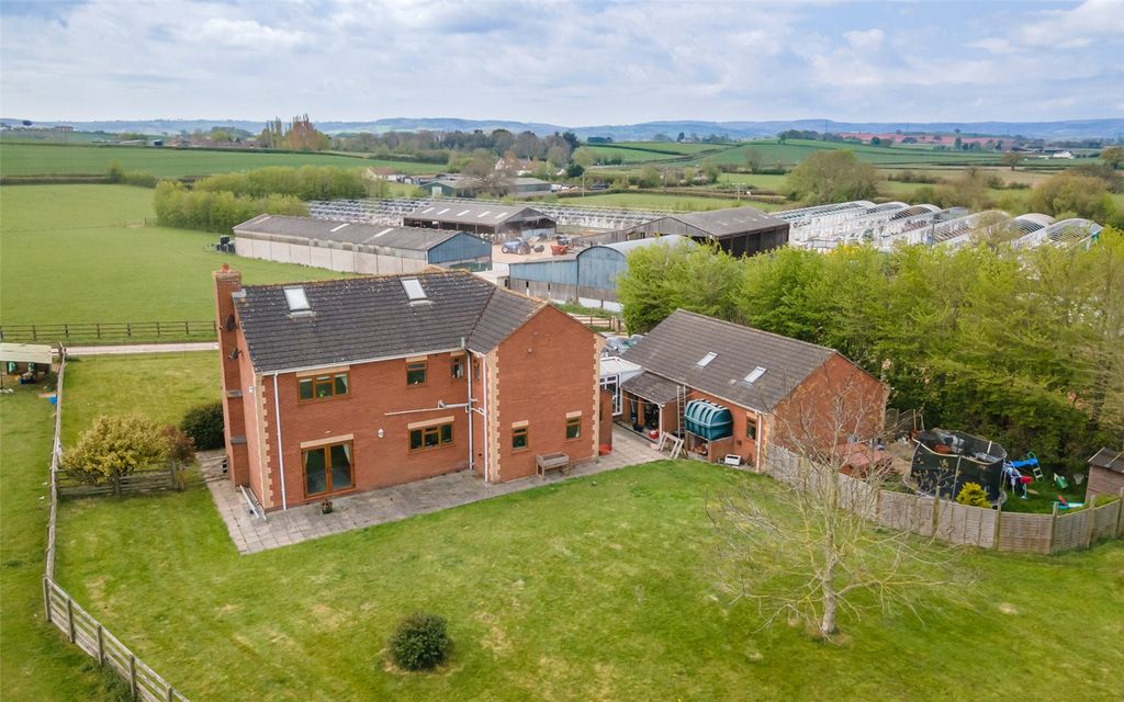 Property photo 1 of 21 Picture No. 02