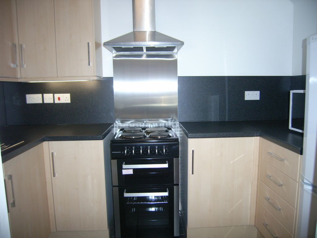 Property photo 3 of 4