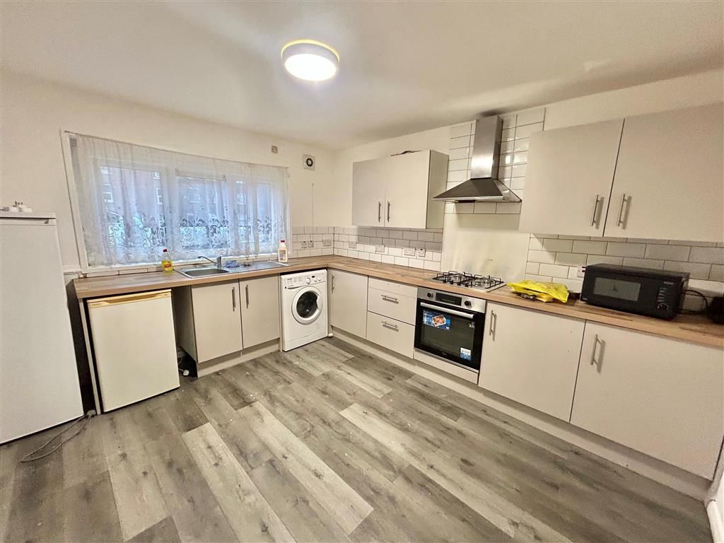 Property photo 1 of 11 Image