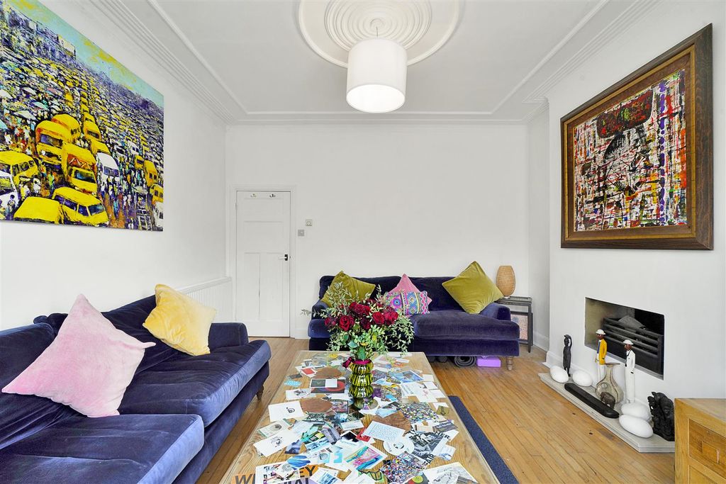Property photo 3 of 11 High Ceilings From Reception Room