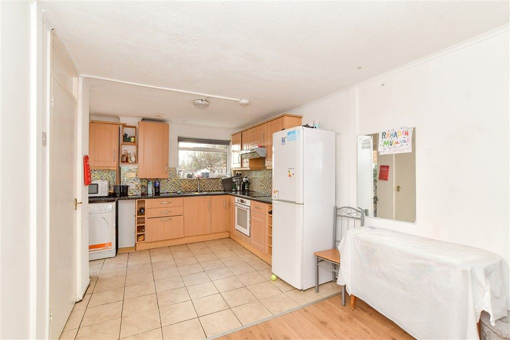 Property photo 3 of 6 Kitchen/Diner