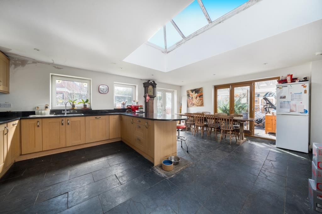 Property photo 1 of 24 Kitchen