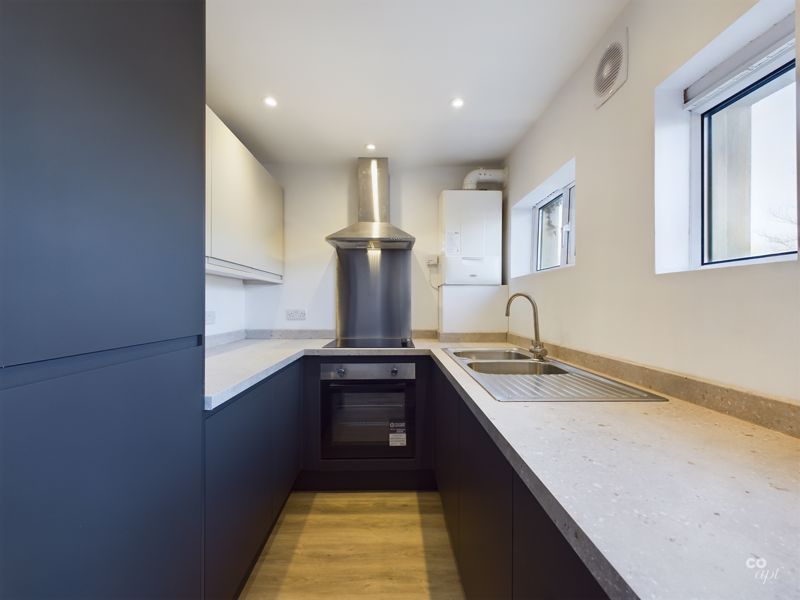 Property photo 3 of 17 Photo 32