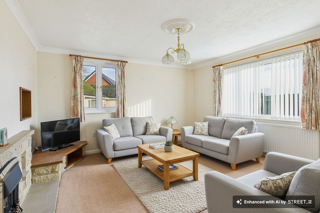 Property photo 3 of 29