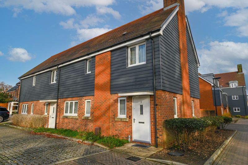 Property photo 1 of 13 Photo 13