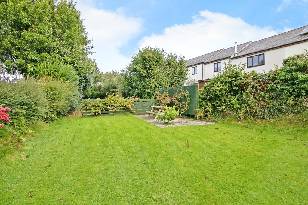 Property photo 2 of 17 Photography