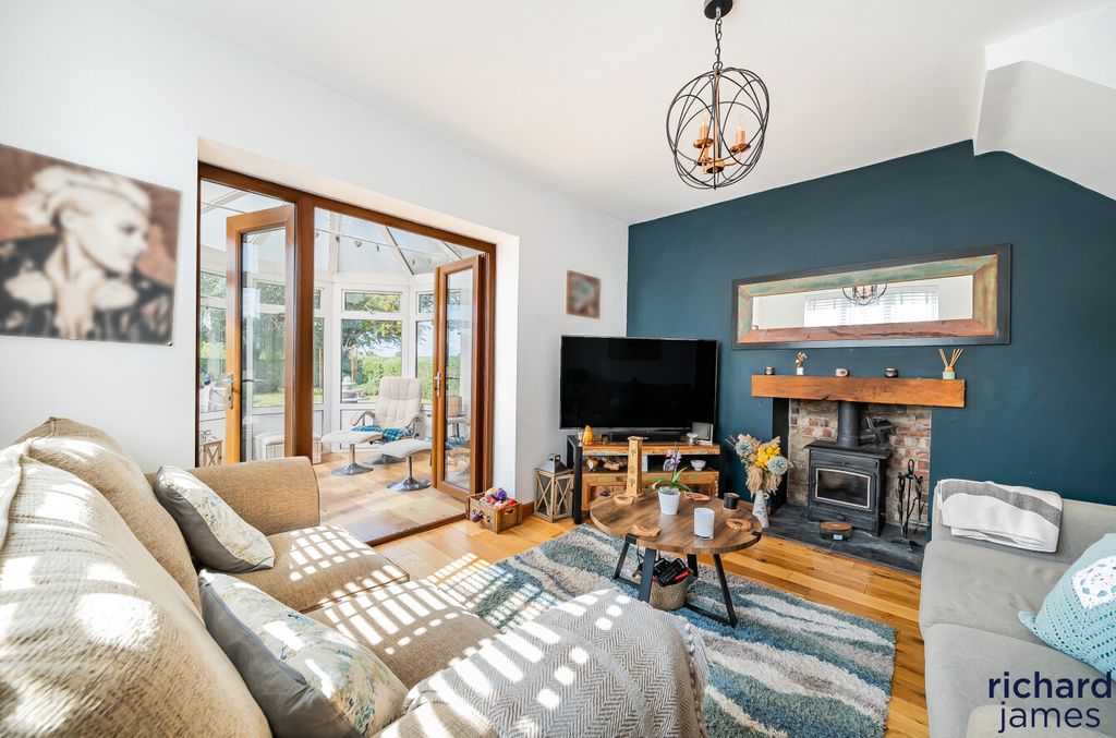 Property photo 1 of 19 cc62Baeb-A779-4Ec...