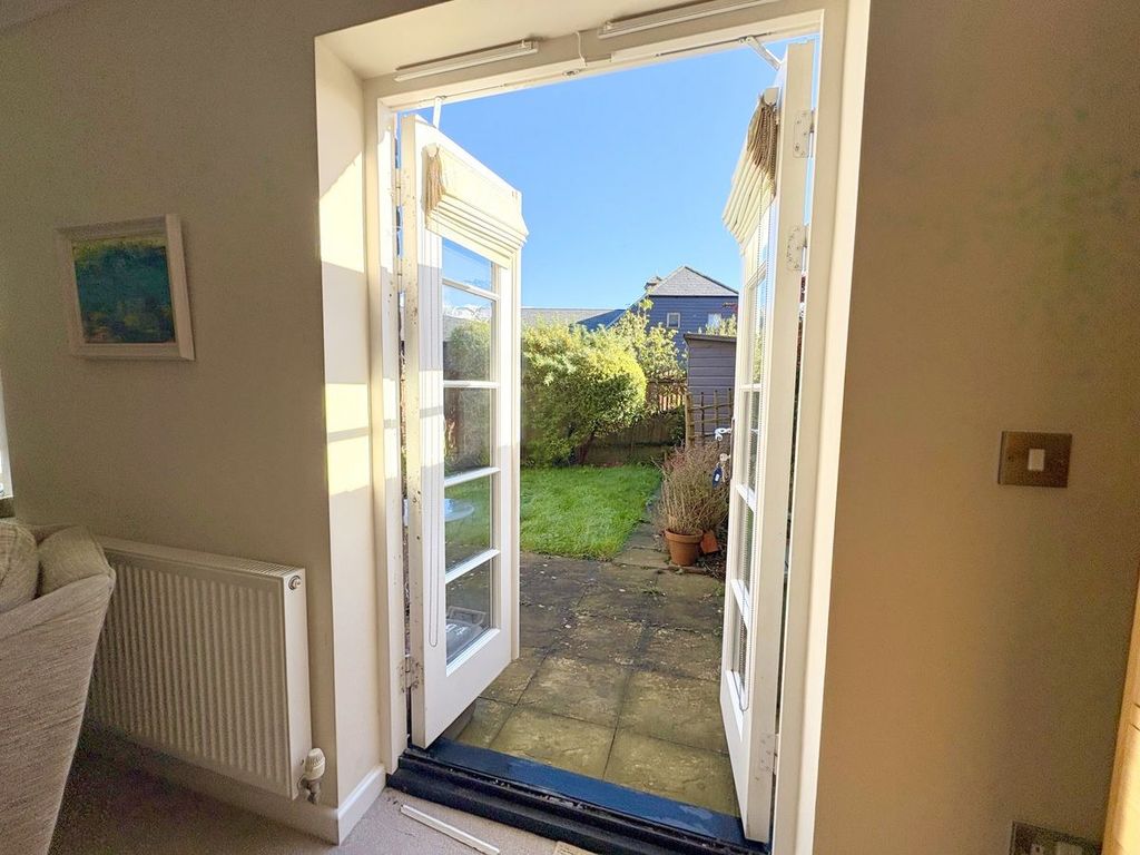 Property photo 3 of 22