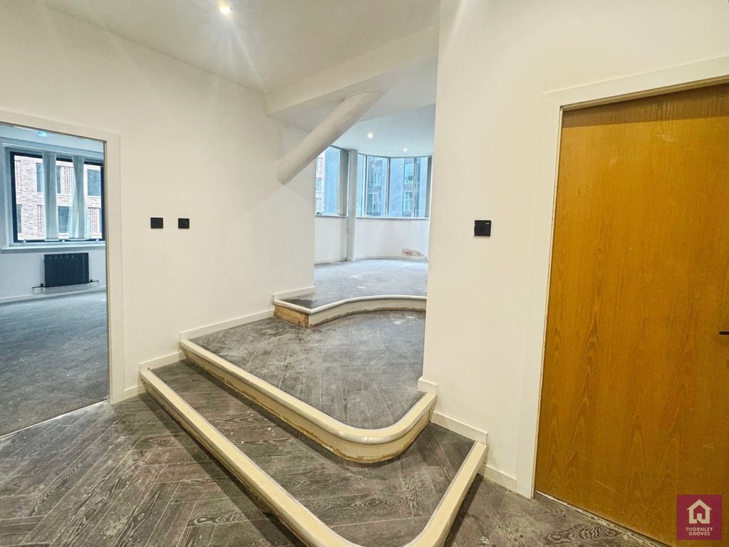 Property photo 3 of 16 Picture No. 30