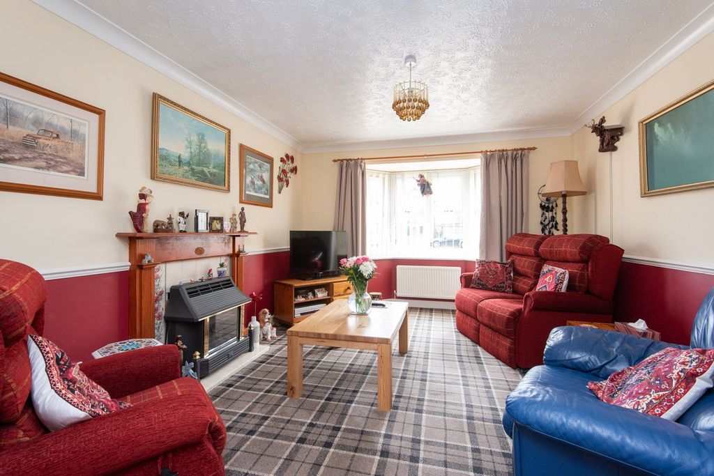 Property photo 3 of 14