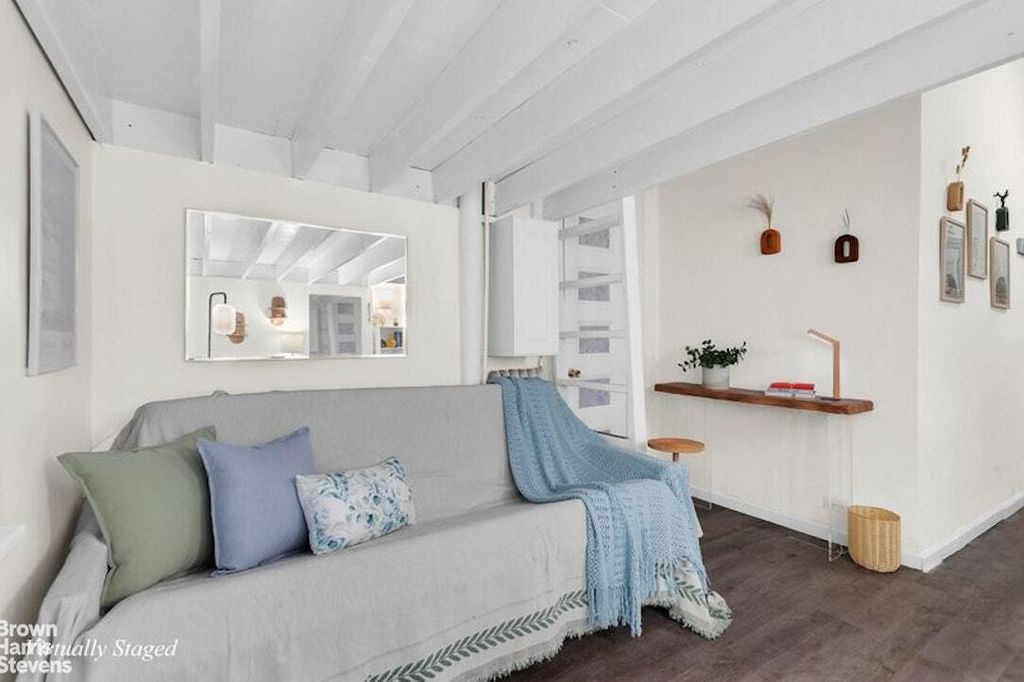 Property photo 3 of 6 <Alttext/>