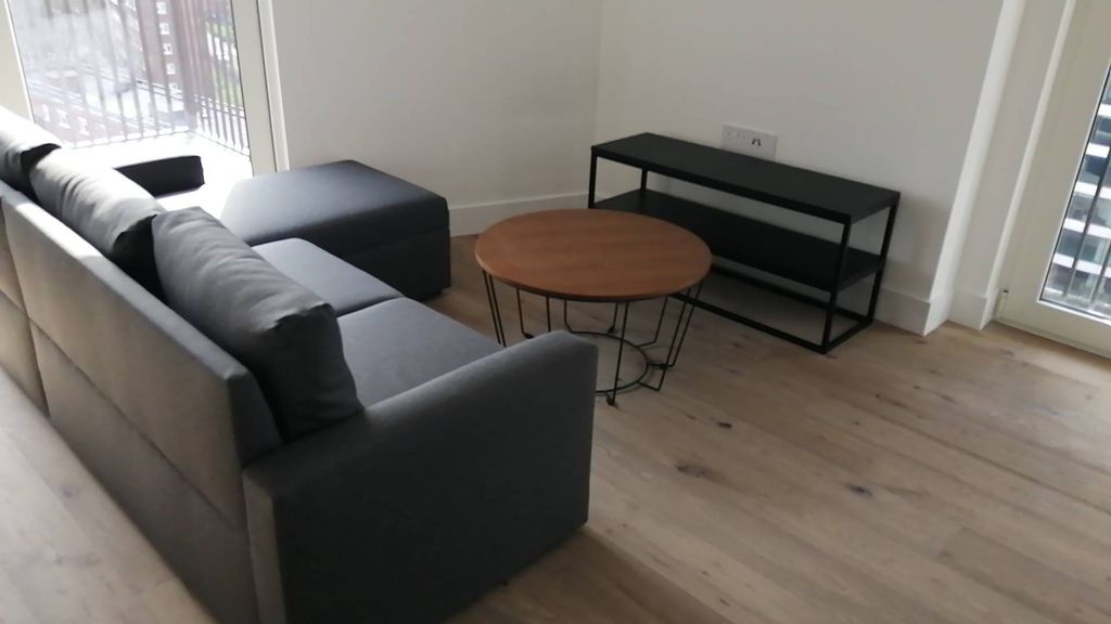 Property photo 2 of 13