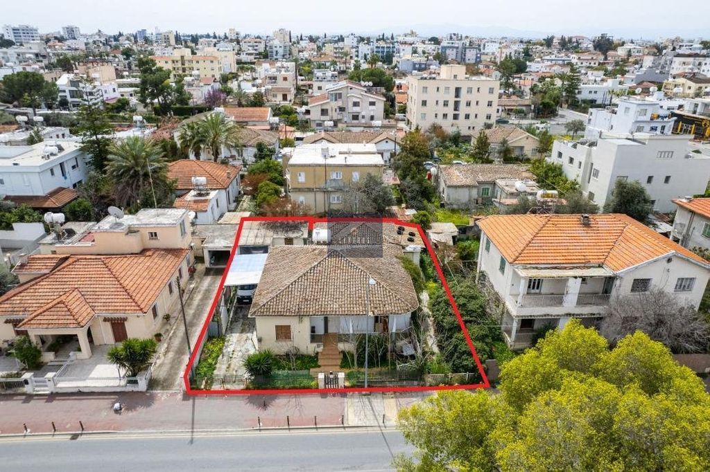 Property photo 1 of 5