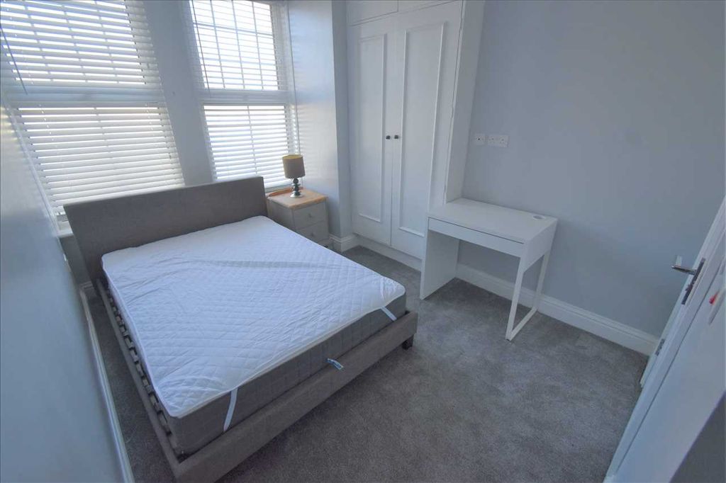 Property photo 1 of 7 Main Picture