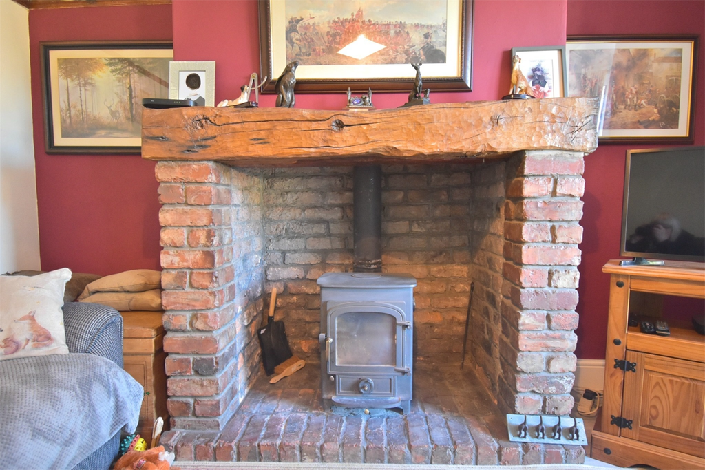 Property photo 3 of 14 Sitting Room