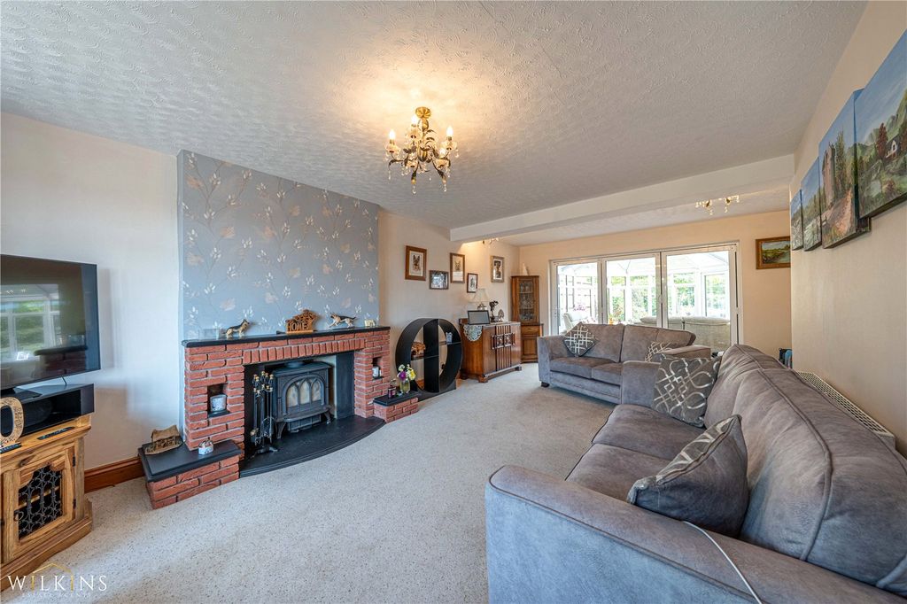 Property photo 3 of 53 Picture No. 72