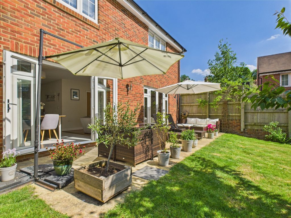 Property photo 3 of 20