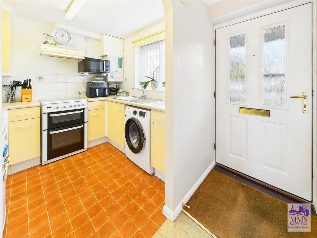 Property photo 2 of 18 Cam04098G0-Pr0125-Still001.Jpg