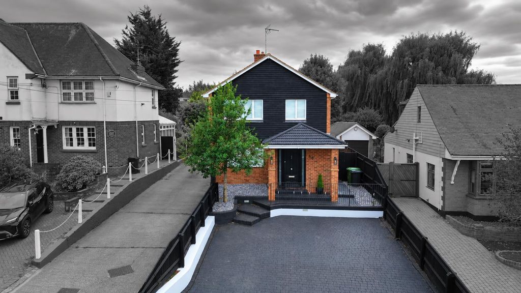 Property photo 1 of 25