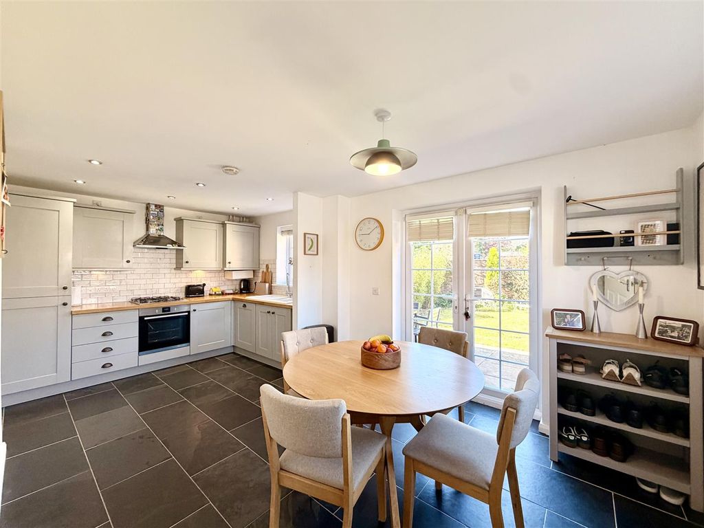 Property photo 2 of 35 2