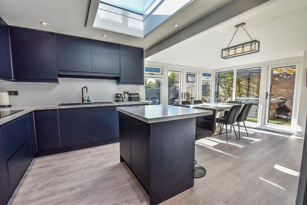 Property photo 2 of 21 Cp4_2673-2.Jpg