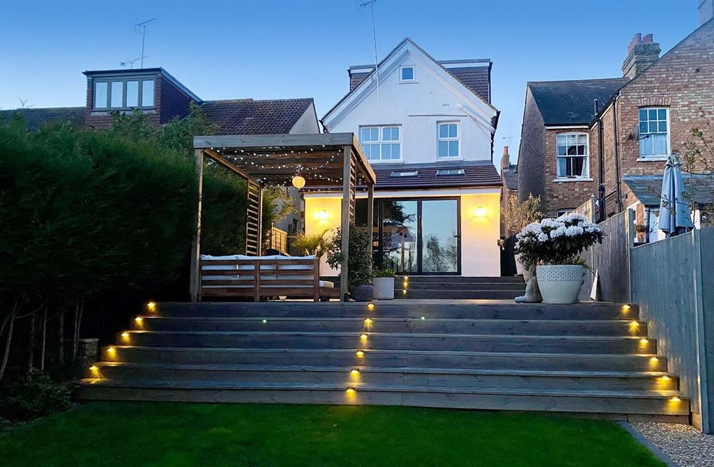 Property photo 1 of 36