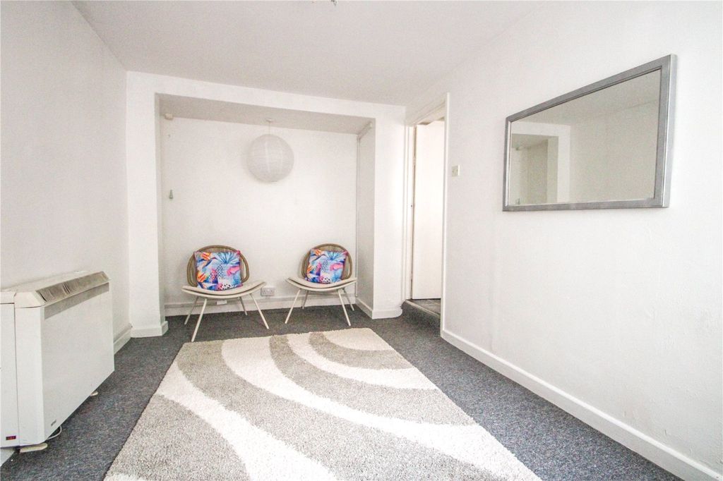 Property photo 2 of 9 Picture No. 07