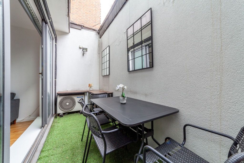 Property photo 3 of 3