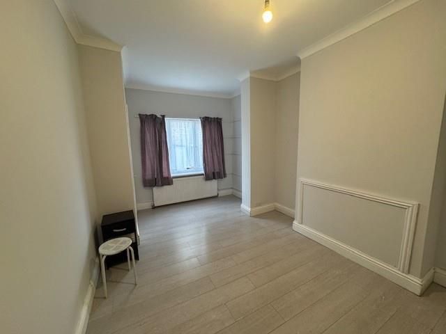 Property photo 3 of 13 3.Jpg