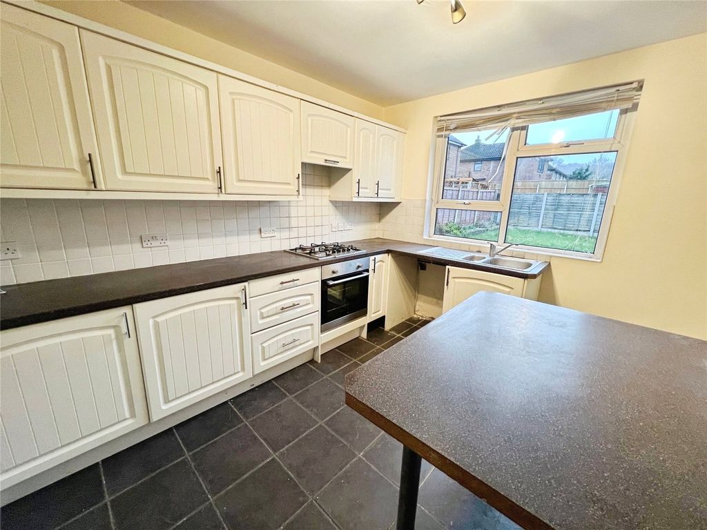 Property photo 3 of 13 Breakfast Kitchen