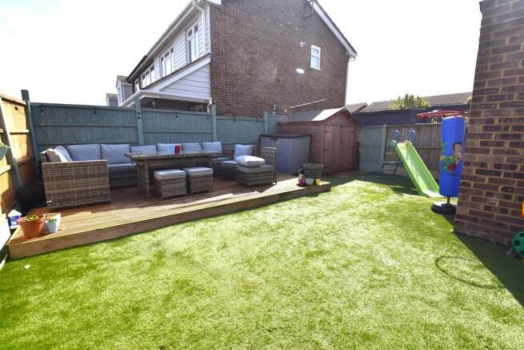 Property photo 3 of 3