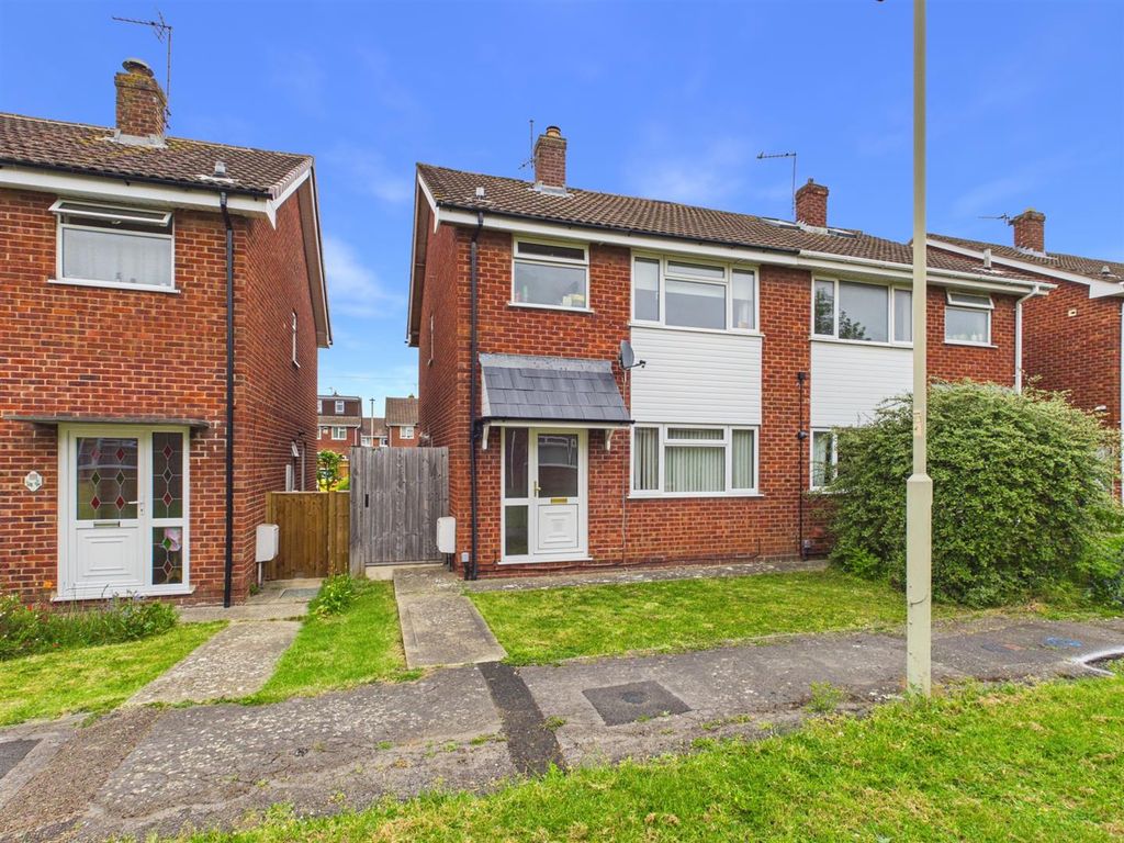 Property photo 1 of 16