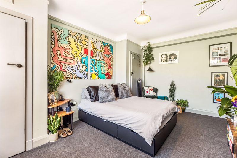 Property photo 2 of 8 Photo 2