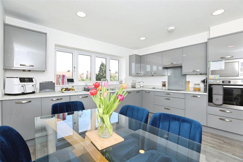 Property photo 3 of 14 Picture No. 46