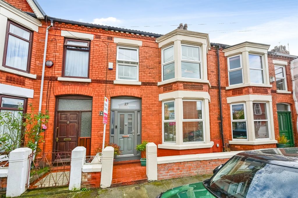Property photo 1 of 18