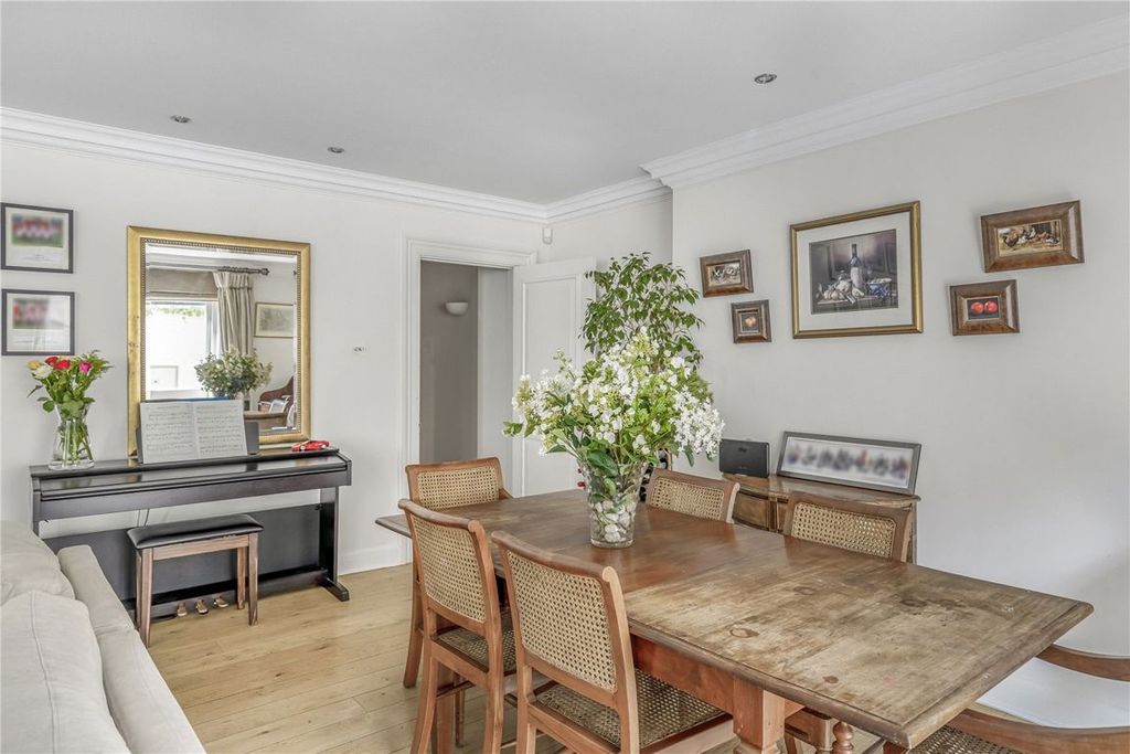 Property photo 3 of 7