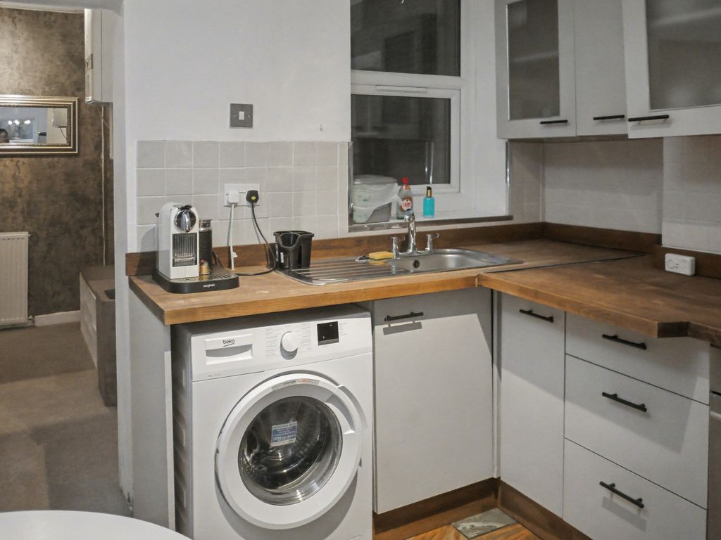 Property photo 3 of 7 20251204041121_P1080904_Rd56F