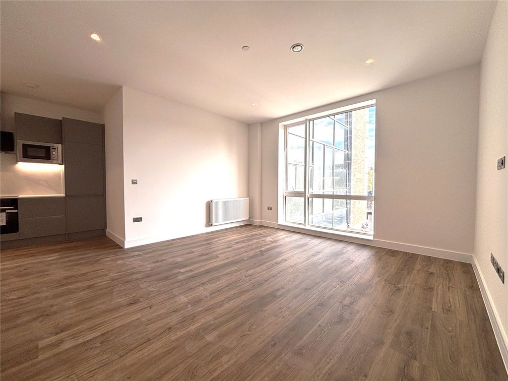 Property photo 3 of 24 Picture No. 17