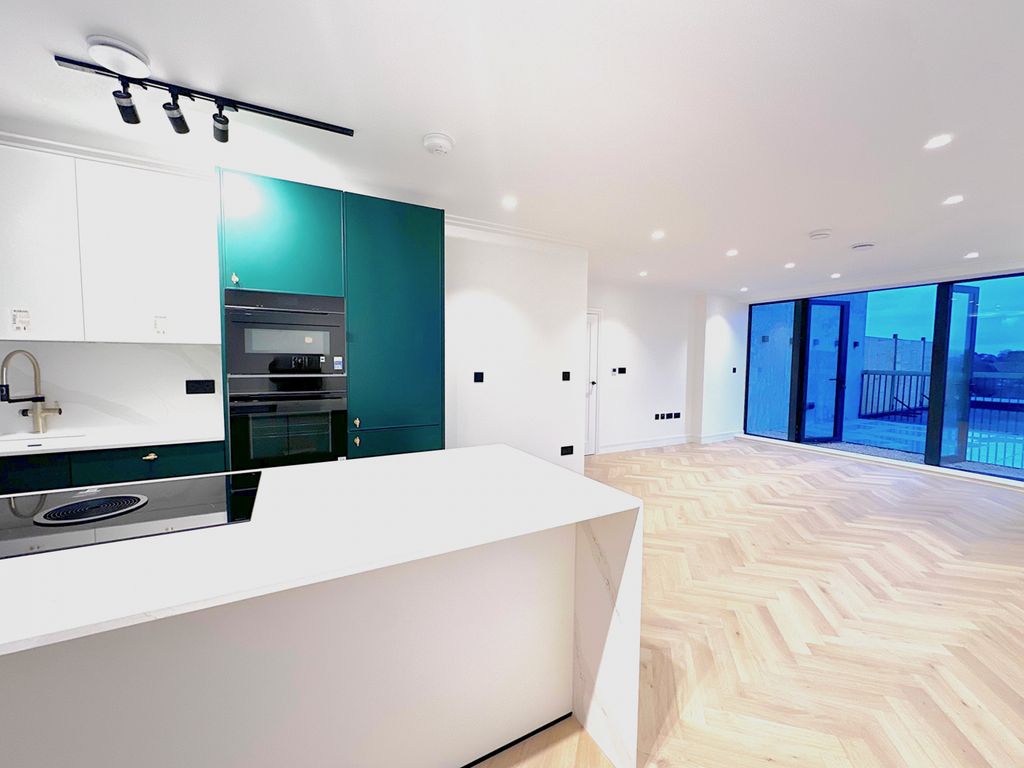 Property photo 3 of 14 Gallery