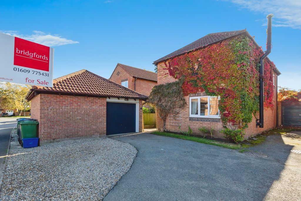 Property photo 1 of 17 Photo