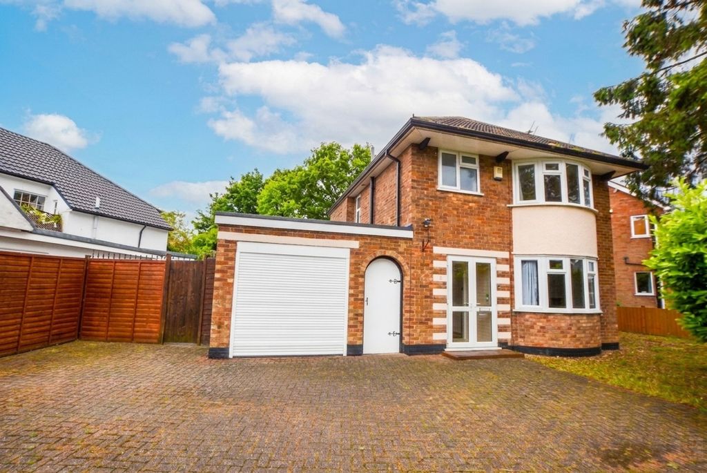 Property photo 1 of 17