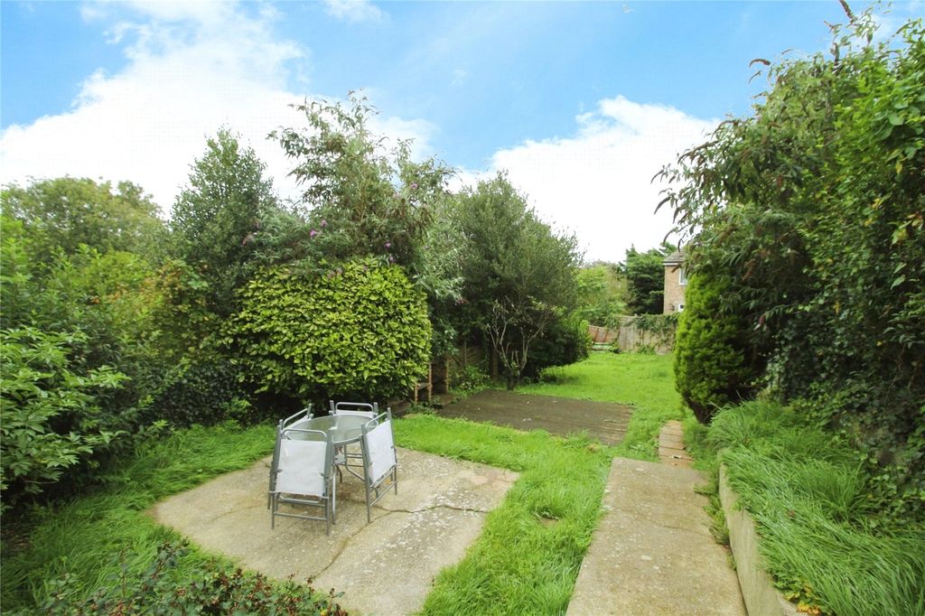 Property photo 1 of 8 Picture No. 01